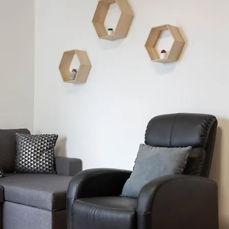 Apartment Grof *